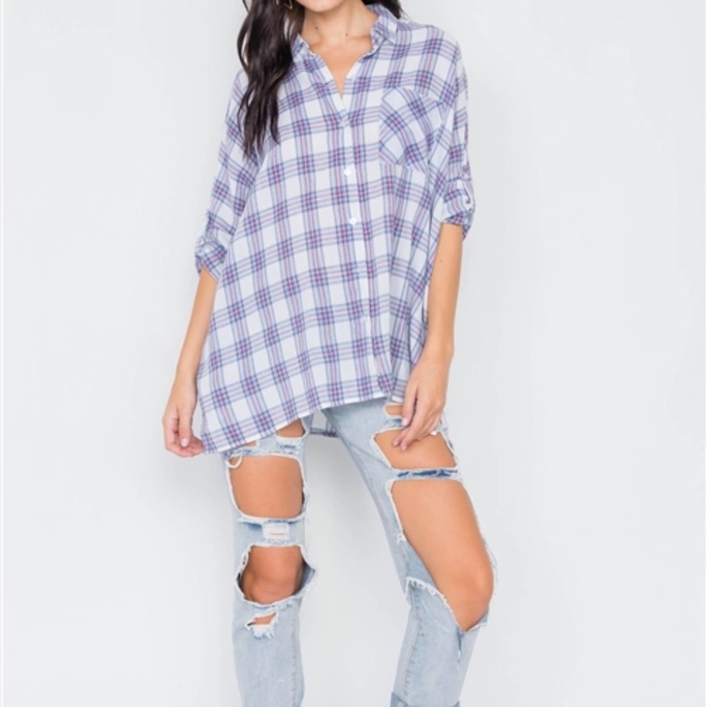 NWT Relaxed Fit Plaid Button Down Shirt